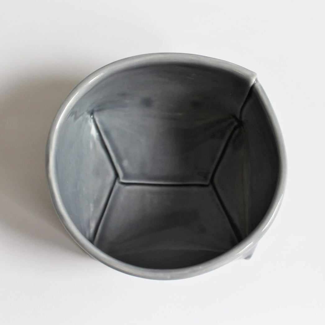 3. Mørkeblå porcelænspose