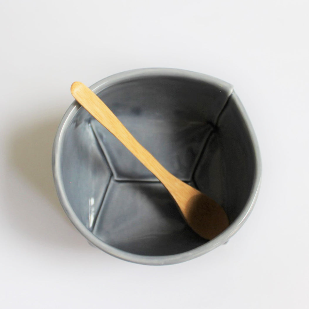 3. Mørkeblå porcelænspose