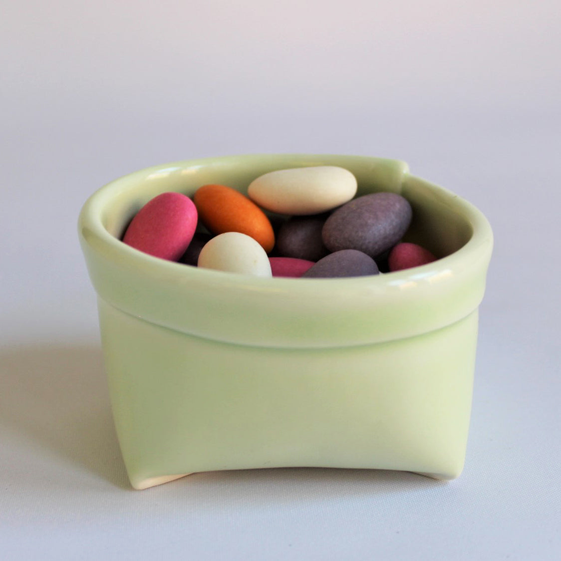 2. Grøn porcelænspose